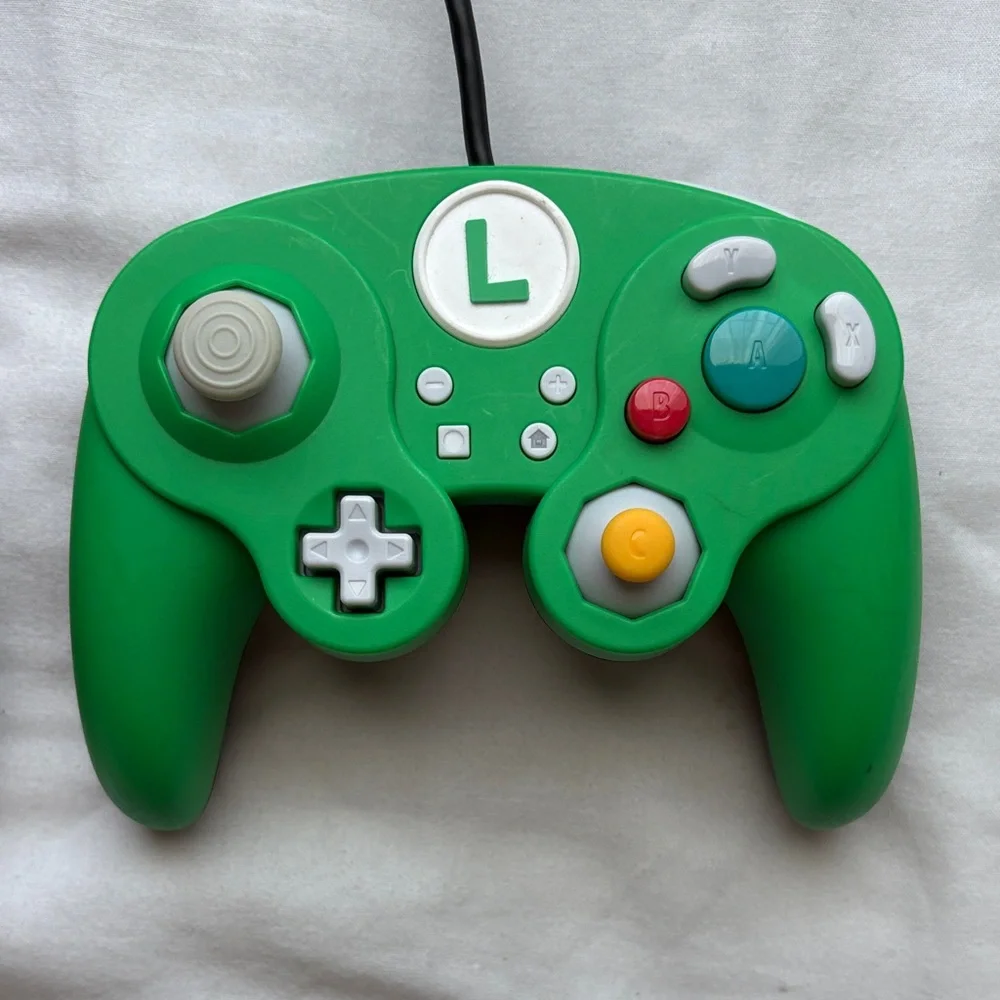 Nintendo Switch Wired Controllers - Mario Red, Luigi Green, Black